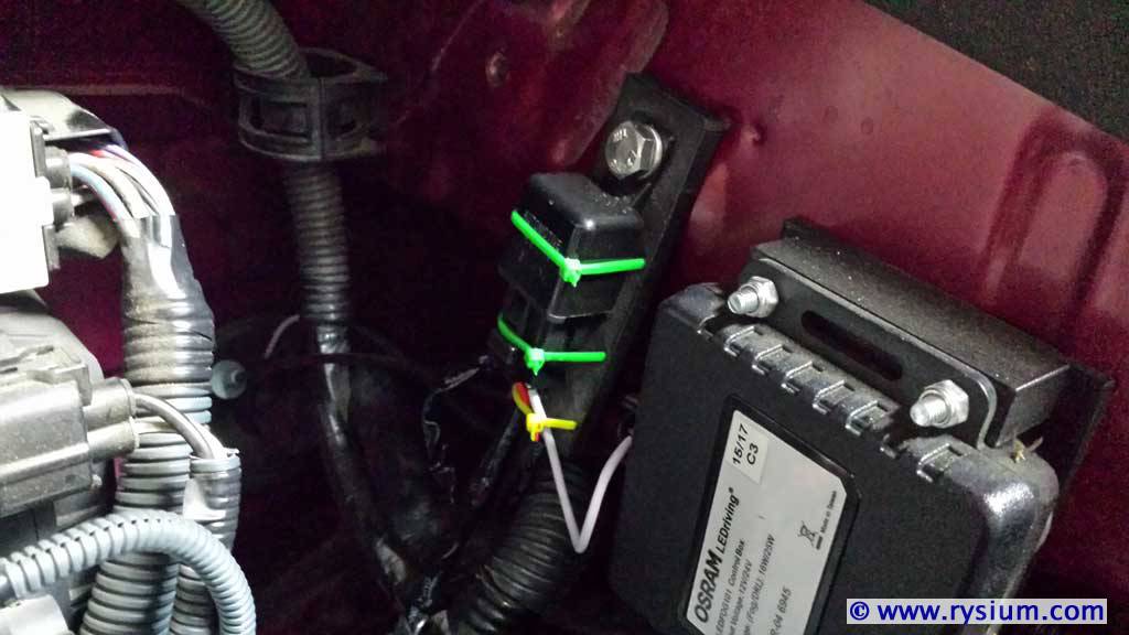 4runner-light-bar-relay-01.jpg