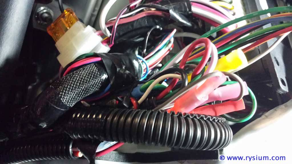 4runner-light-bar-switch-inst-06.jpg