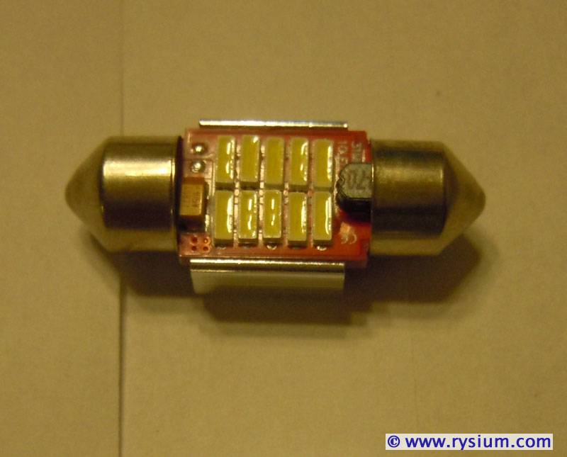 4runner_dome-light-01.jpg