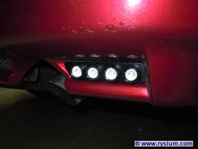 4runner_rear-fog-light-01.jpg