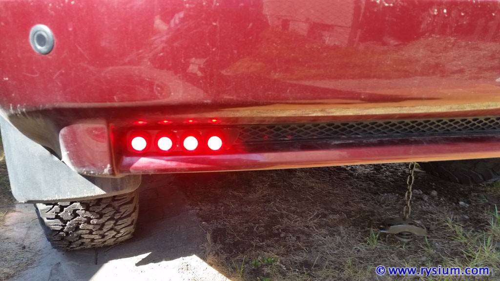 4runner_rear-fog-light-25.jpg
